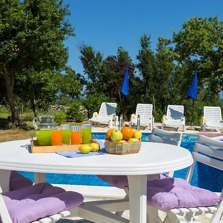 House In Labin With Terrace, Air Conditioning, W-lan, Washing Machine *