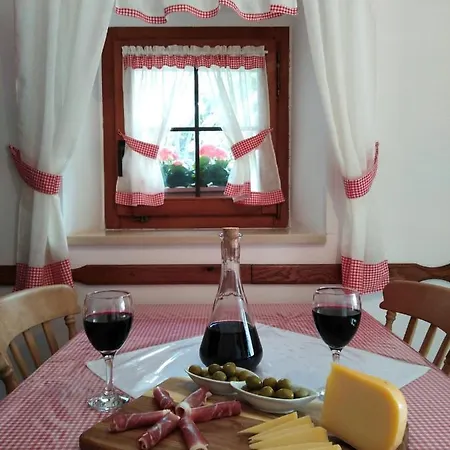 House In With Terrace, Air Conditioning, W-lan, Washing Machine * Labin (Istria)